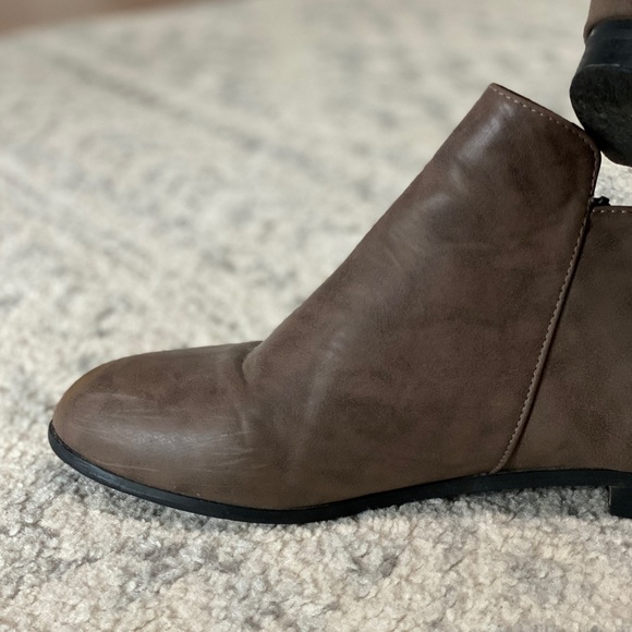 Booties - Picture 3 of 5